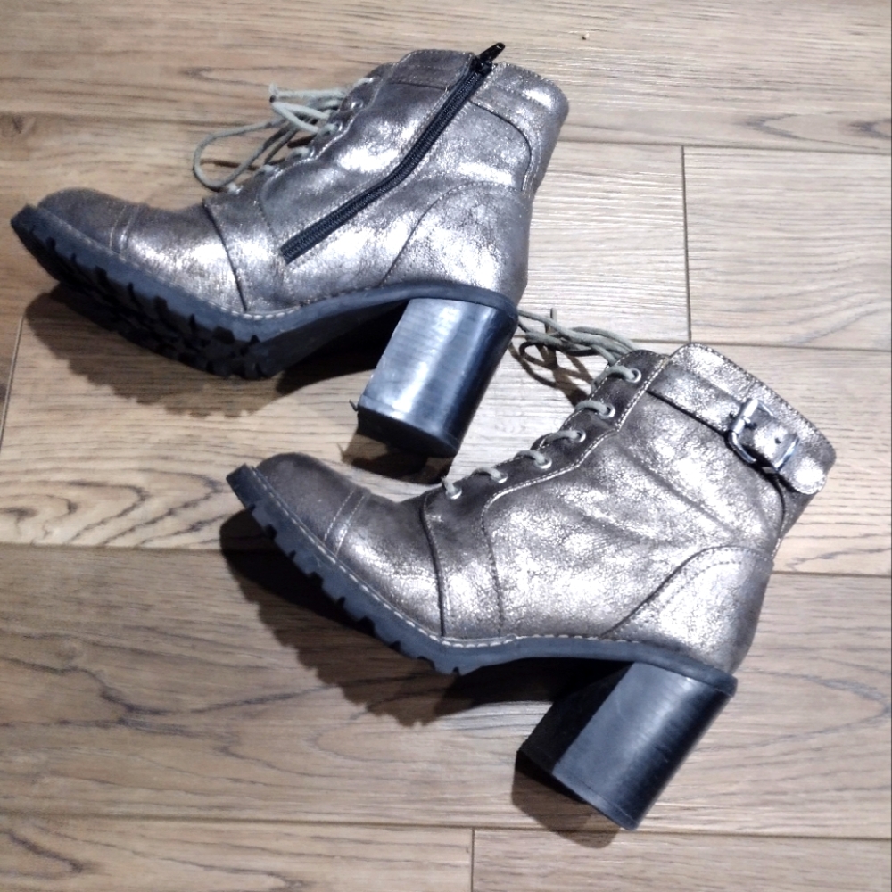 Dlba "Carryn" Heeled Combat boots